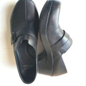 Dansko Tamara Black clogs, nursing shoes, leather heeled slip ons